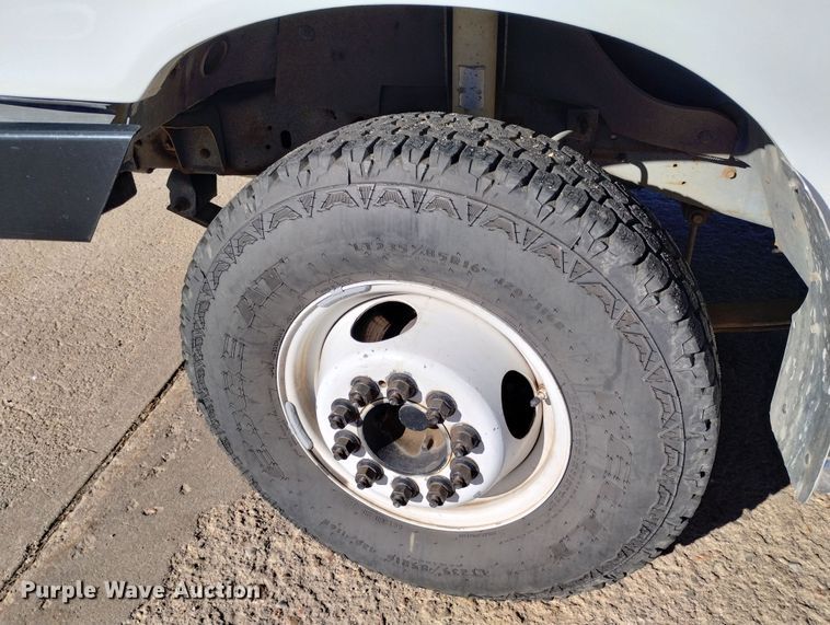 image for item DN6300 1989 Ford F450 Super Duty  rescue vehicle