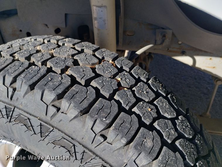 image for item DN6300 1989 Ford F450 Super Duty  rescue vehicle