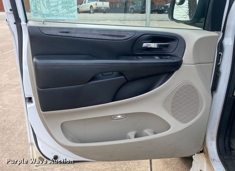 image for item DN8209 2015 Dodge Grand Caravan  handicap accessible van