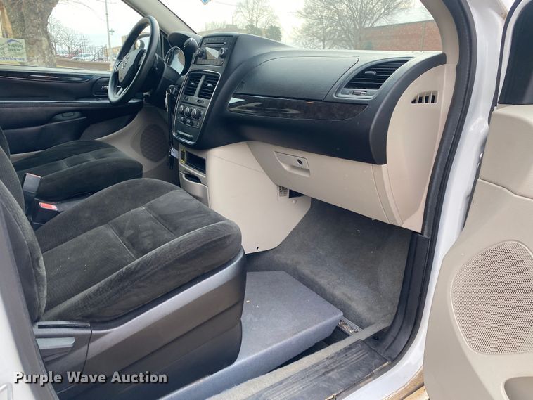 image for item DN8209 2015 Dodge Grand Caravan  handicap accessible van
