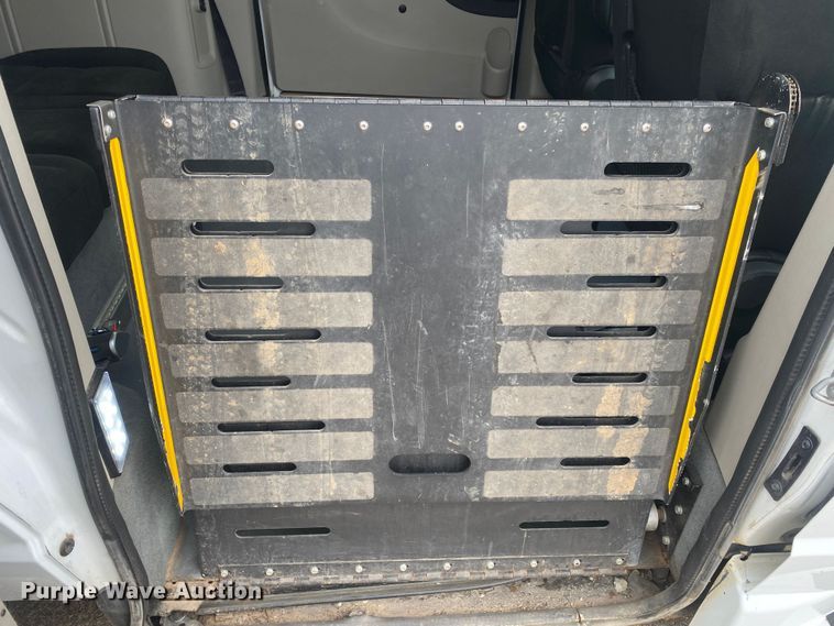 image for item DN8209 2015 Dodge Grand Caravan  handicap accessible van