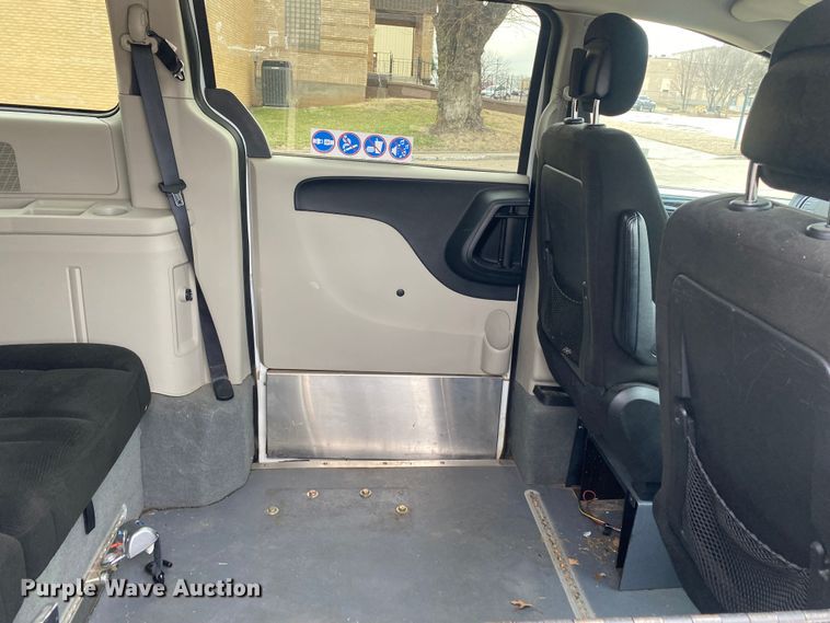 image for item DN8209 2015 Dodge Grand Caravan  handicap accessible van