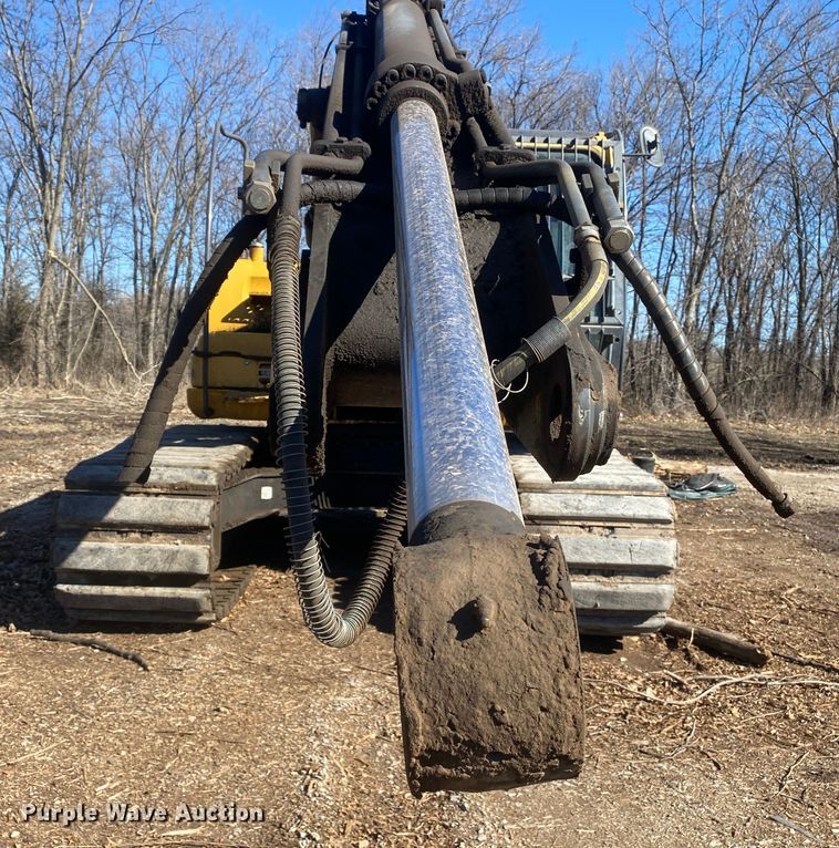 image for item DN8237 2008 John Deere 200DLC  excavator