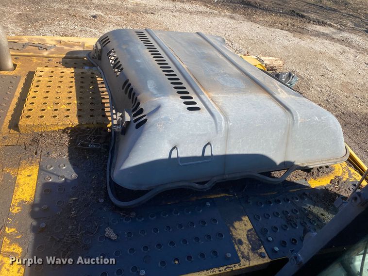 image for item DN8237 2008 John Deere 200DLC  excavator