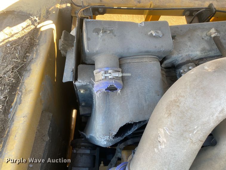 image for item DN8237 2008 John Deere 200DLC  excavator