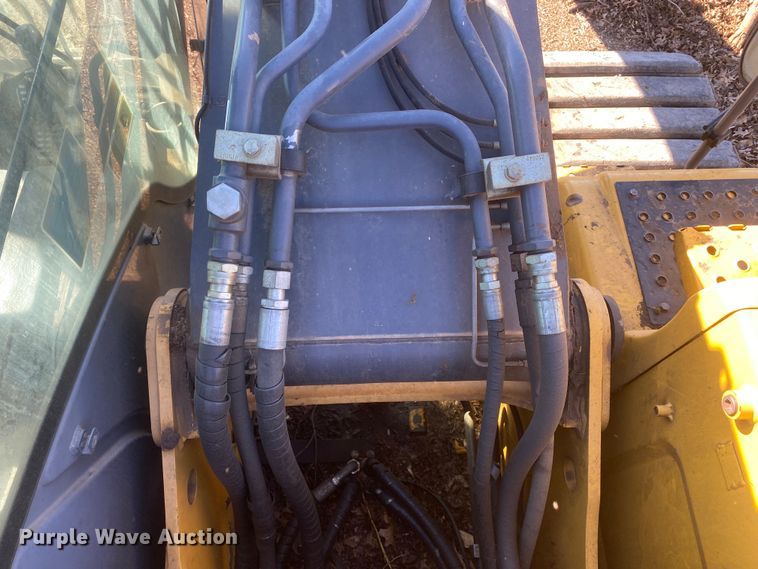 image for item DN8237 2008 John Deere 200DLC  excavator