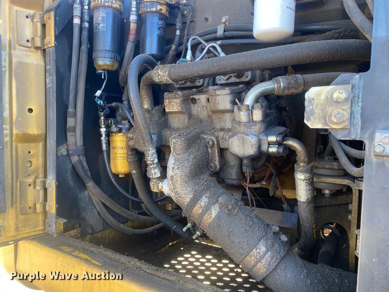 image for item DN8237 2008 John Deere 200DLC  excavator