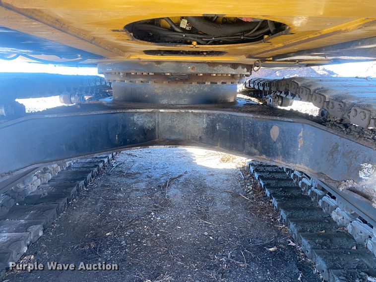 image for item DN8237 2008 John Deere 200DLC  excavator