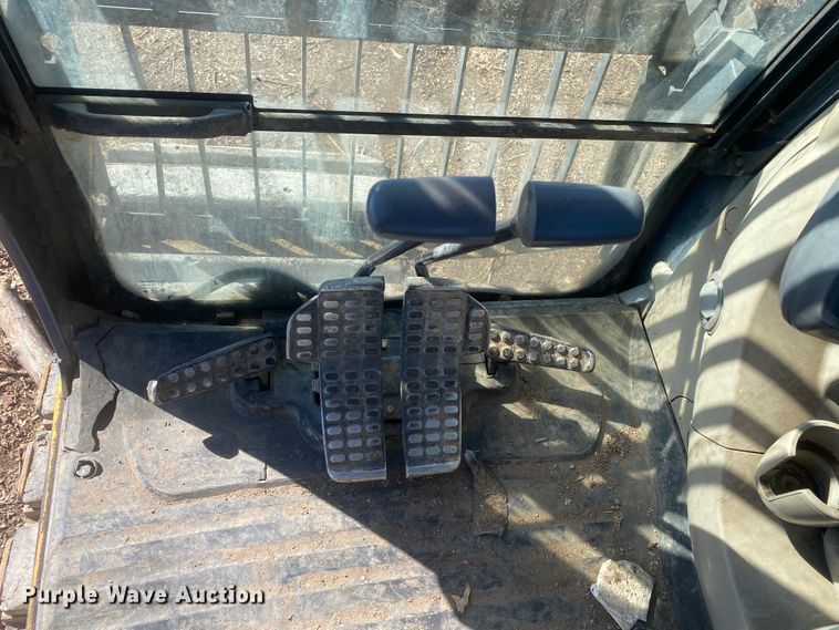 image for item DN8237 2008 John Deere 200DLC  excavator