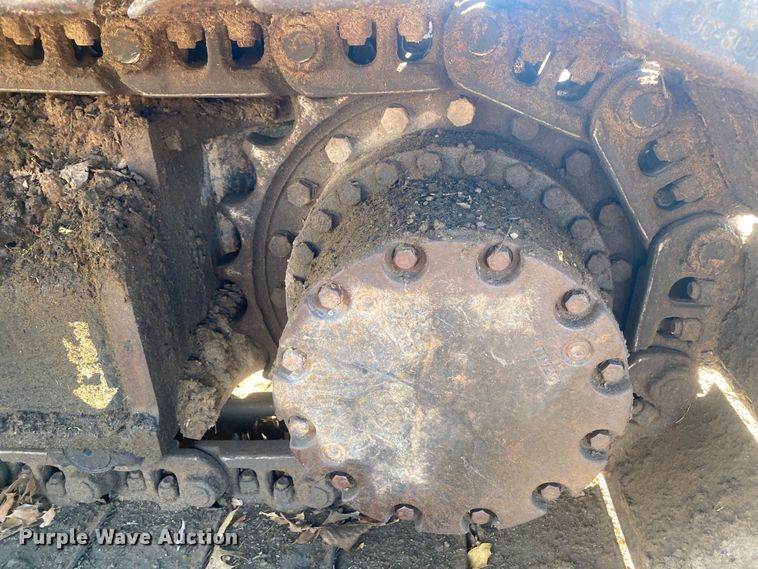 image for item DN8237 2008 John Deere 200DLC  excavator