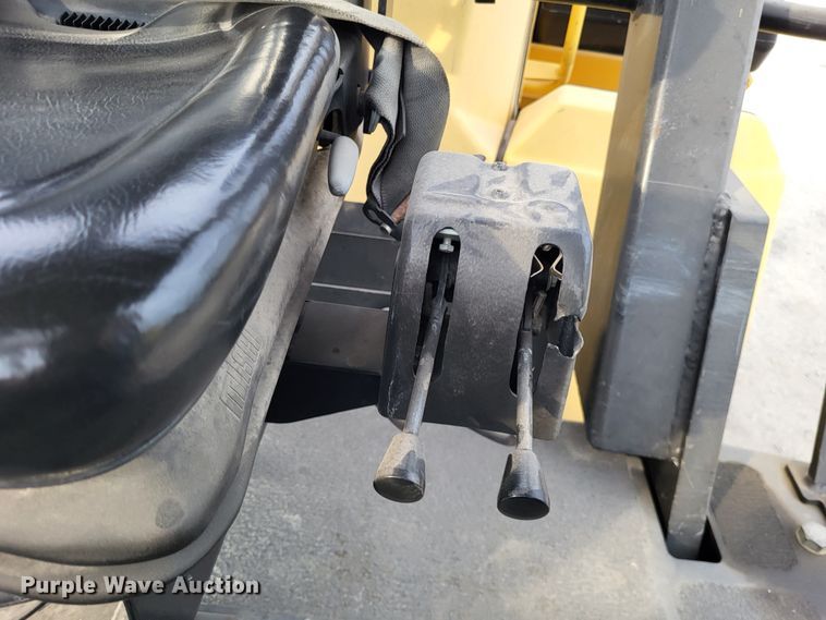 image for item DO3585 Dynapac CC222HF  double drum vibratory roller