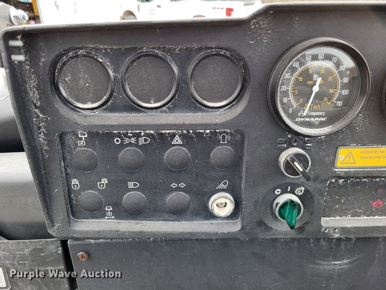 image for item DO3585 Dynapac CC222HF  double drum vibratory roller