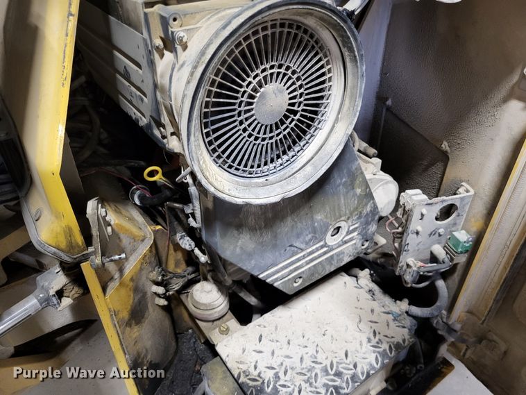 image for item DO3585 Dynapac CC222HF  double drum vibratory roller