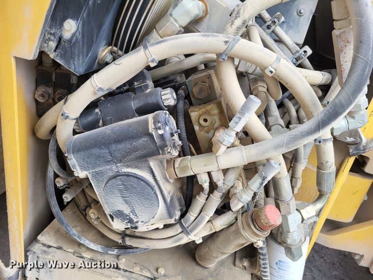 image for item DO3585 Dynapac CC222HF  double drum vibratory roller