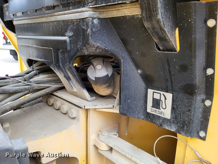 image for item DO3585 Dynapac CC222HF  double drum vibratory roller