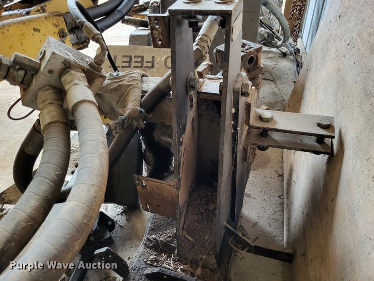 image for item DO3587 Alamo VRSA  side boom rotary mower