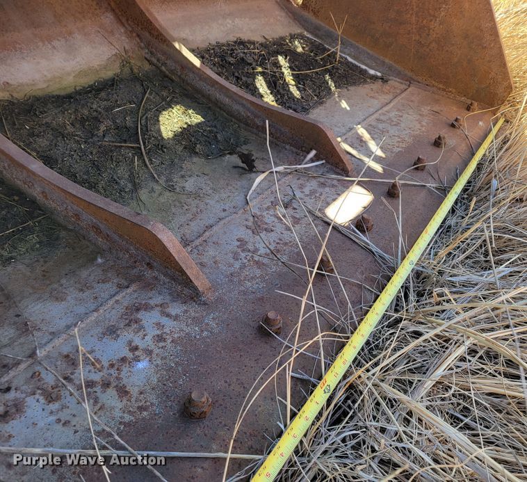 image for item DO4172 1988 John Deere 790D  amphibious excavator