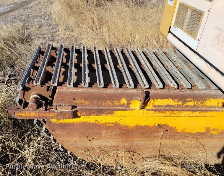 image for item DO4172 1988 John Deere 790D  amphibious excavator