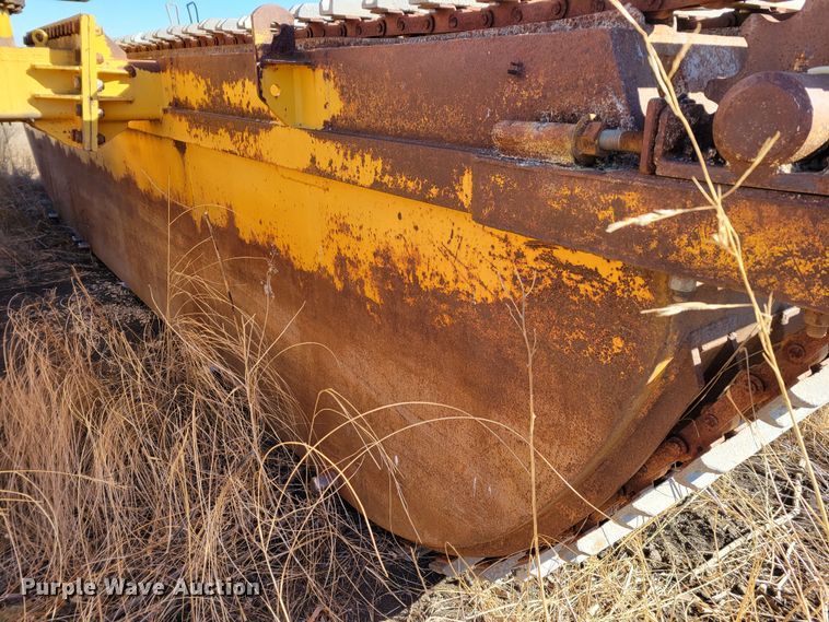 image for item DO4172 1988 John Deere 790D  amphibious excavator