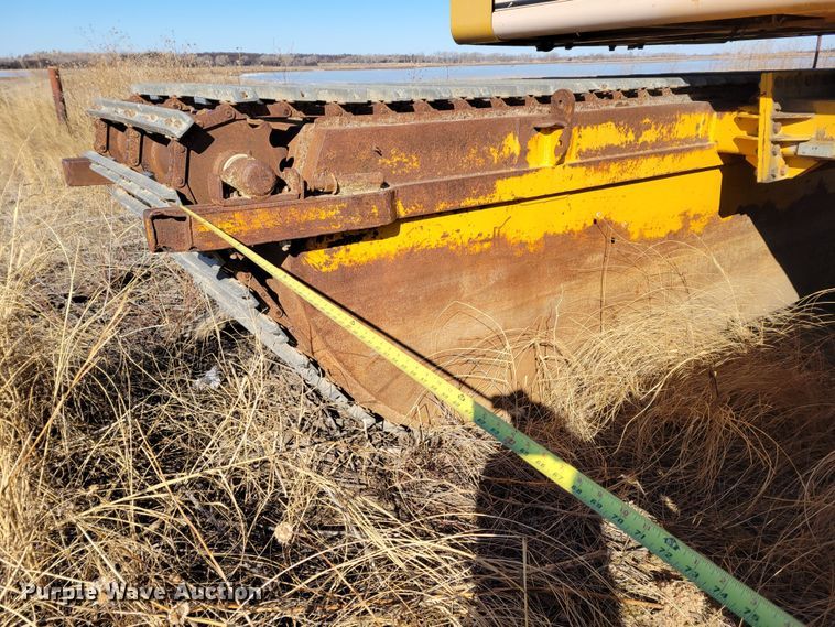 image for item DO4172 1988 John Deere 790D  amphibious excavator