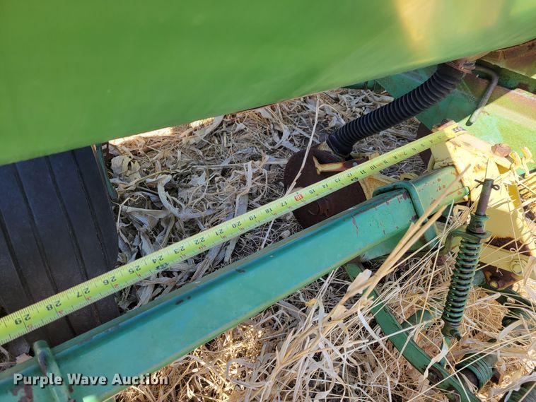 image for item DO4173 John Deere P-1300  planter