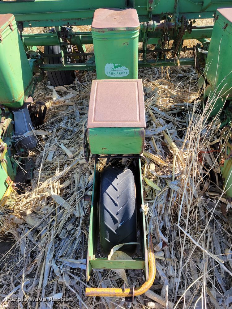 image for item DO4173 John Deere P-1300  planter