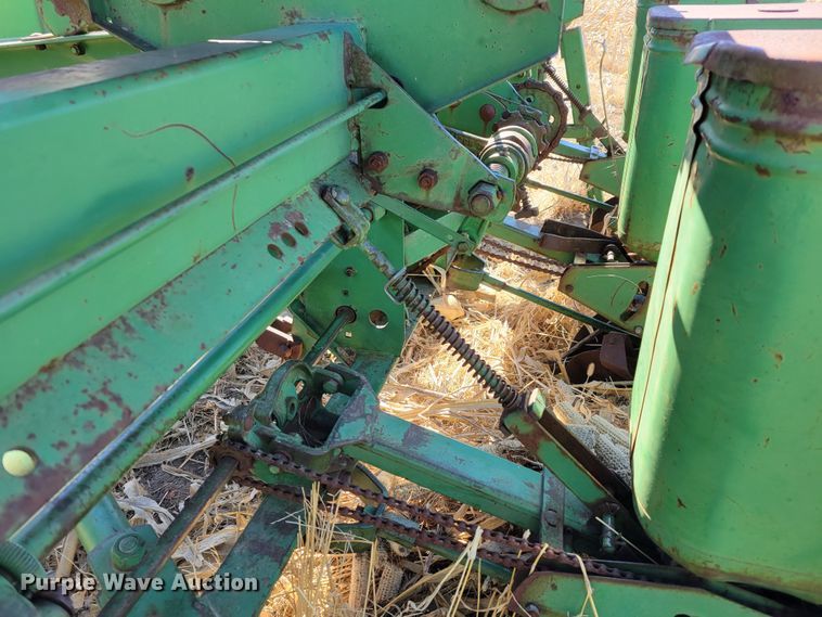 image for item DO4173 John Deere P-1300  planter