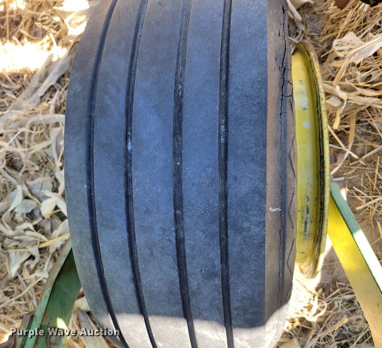 image for item DO4173 John Deere P-1300  planter