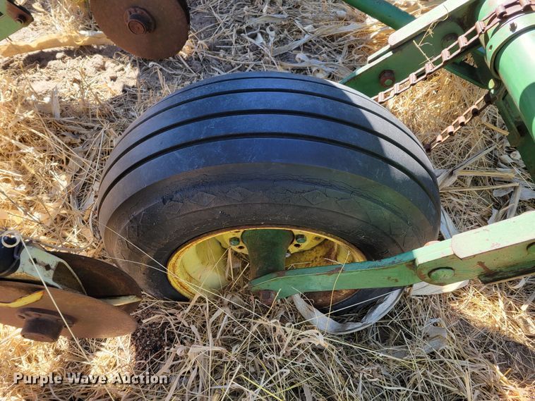 image for item DO4173 John Deere P-1300  planter