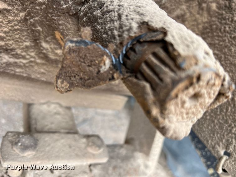 image for item DP0020 2000 Case CX90  tractor