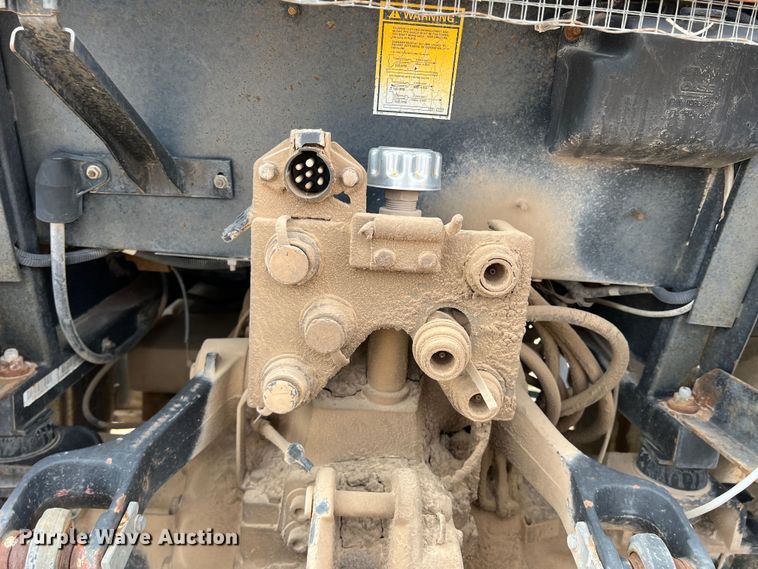 image for item DP0020 2000 Case CX90  tractor