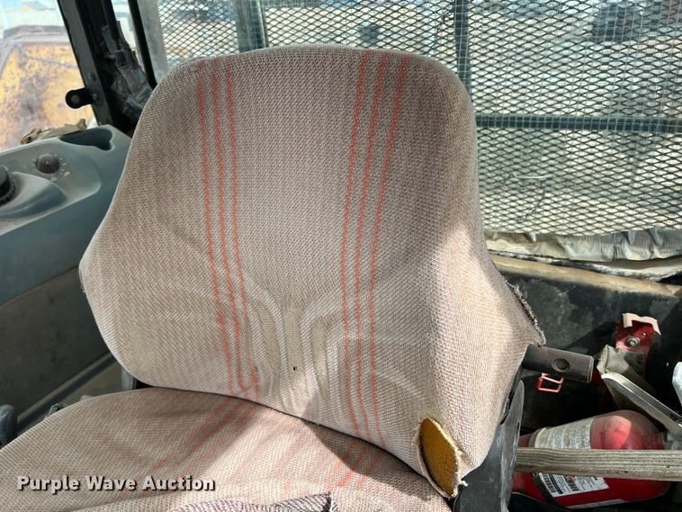 image for item DP0020 2000 Case CX90  tractor