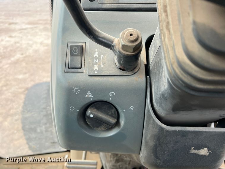 image for item DP0020 2000 Case CX90  tractor