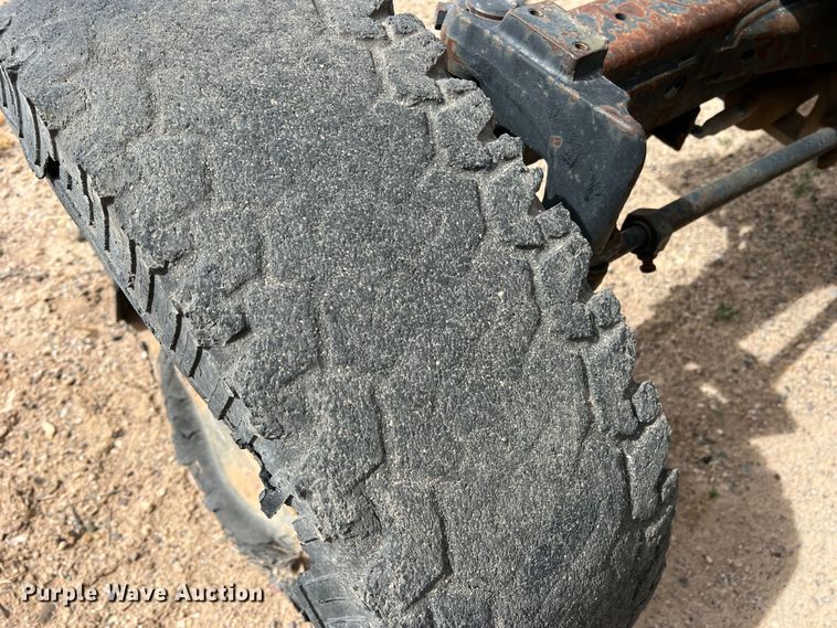 image for item DP0020 2000 Case CX90  tractor