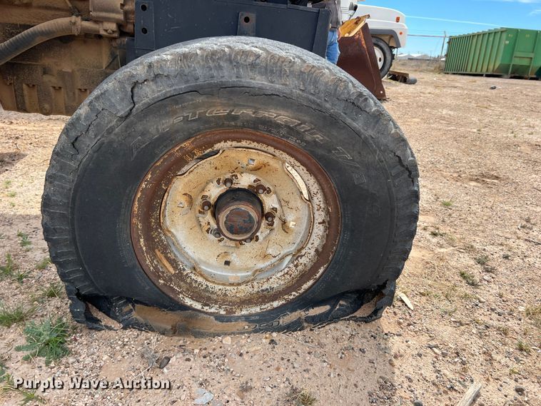 image for item DP0020 2000 Case CX90  tractor