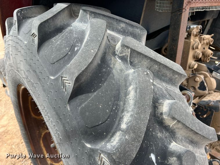 image for item DP0020 2000 Case CX90  tractor