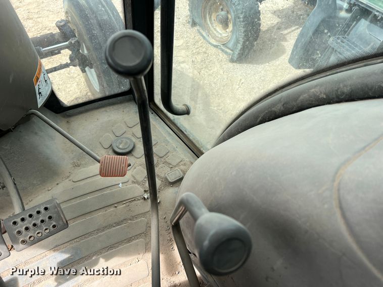 image for item DP0021 Case JX90  tractor