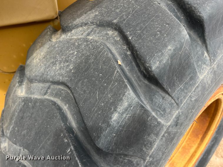 image for item DP0022 1993 Caterpillar 928F  wheel loader