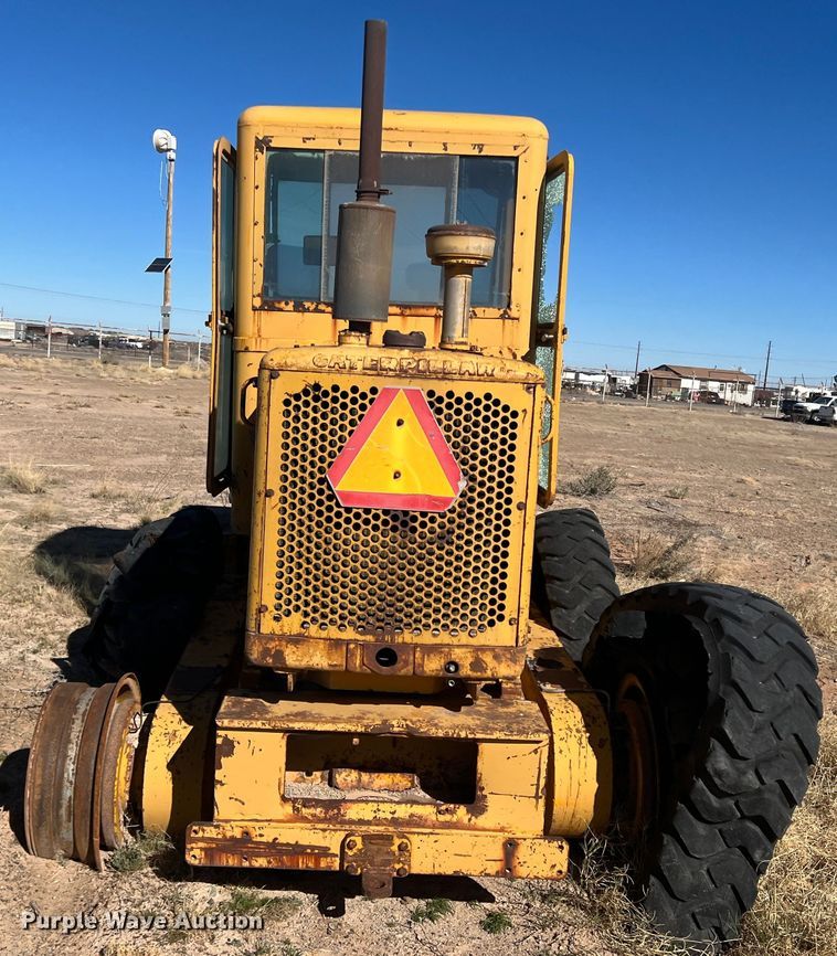 image for item DP0028 1972 Caterpillar 120  rigid frame motor grader