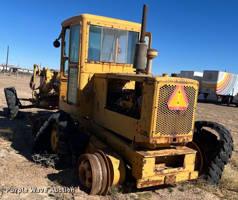 image for item DP0028 1972 Caterpillar 120  rigid frame motor grader