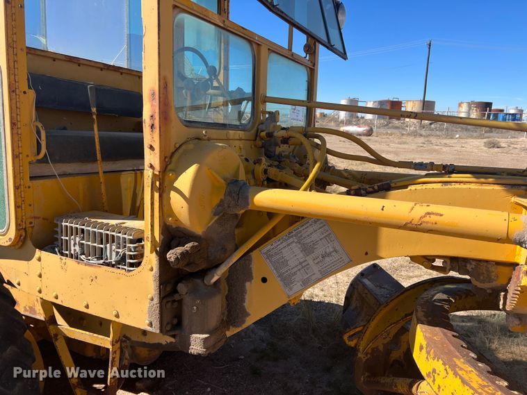 image for item DP0028 1972 Caterpillar 120  rigid frame motor grader