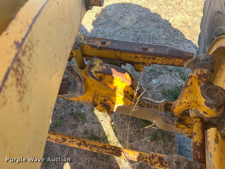 image for item DP0028 1972 Caterpillar 120  rigid frame motor grader