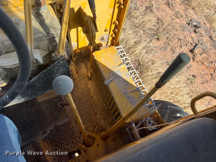 image for item DP0028 1972 Caterpillar 120  rigid frame motor grader