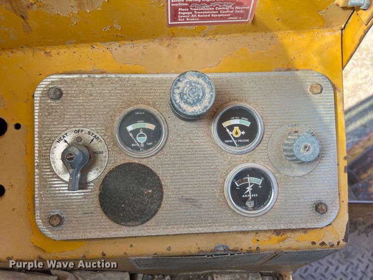 image for item DP0028 1972 Caterpillar 120  rigid frame motor grader