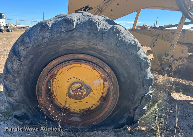 image for item DP0028 1972 Caterpillar 120  rigid frame motor grader