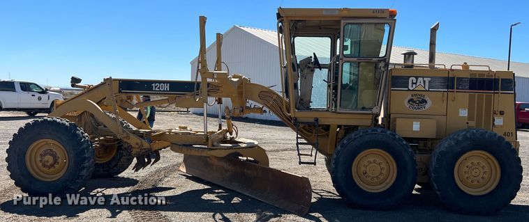 image for item DP0029 Caterpillar 120H  motor grader