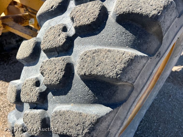 image for item DP0029 Caterpillar 120H  motor grader