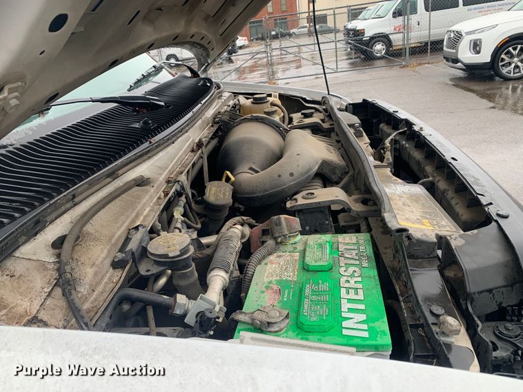 image for item DP8618 2010 Ford E350 Super Duty XL  van