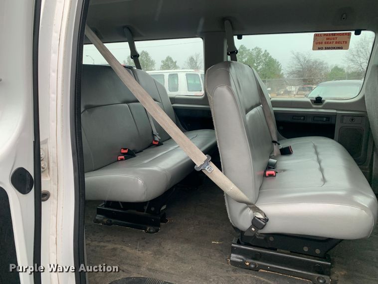 image for item DP8619 2013 Ford E350 Super Duty XL  van