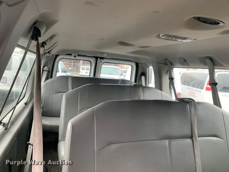 image for item DP8619 2013 Ford E350 Super Duty XL  van